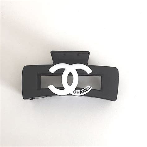 chanel haarband|chanel hair claw clip.